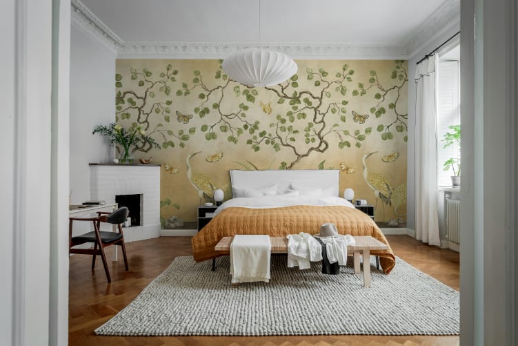 Rebel Walls R21995 Sophisticated Luxe Where Cranes Dream Yellow - mural w drobne drzewa i żurawie