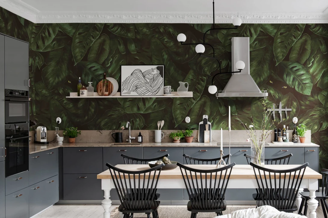 Rebel Walls R19500 Pops I See You Emerald - mural w tropikalne liście i oczy dzikiego kota