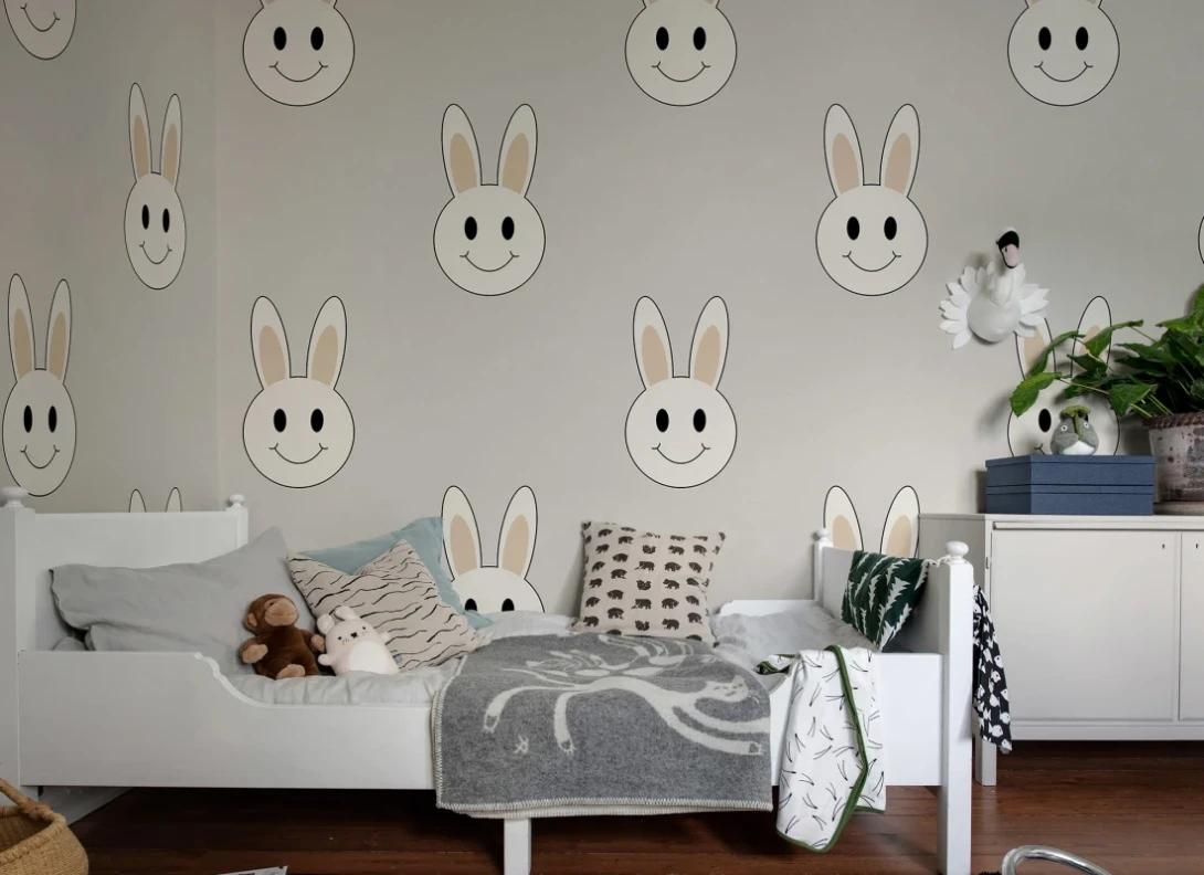 Rebel Walls R19554 Pops Year of the Rabbit Smiley Sand - mural dziecięcy w uśmiechnięte króliczki