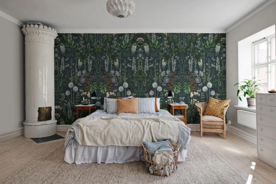 Rebel Walls R19593 Pops Peacock Garden Black - mural w pawie i rośliny