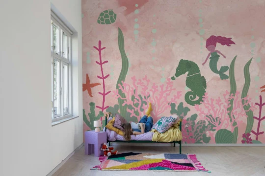 Rebel Walls R20456 Pops Mermaid World Pink - mural dziecięcy w rafę koralową i syrenkę