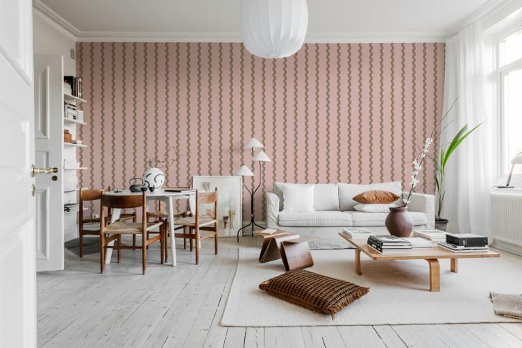 Rebel Walls R20665 Pops Wobbly Stripe Soft Pink - mural w falujące pasy