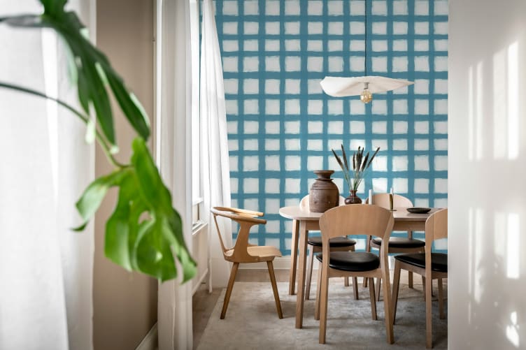 Rebel Walls R20671 Pops Painted Square Blue - mural w kratkę