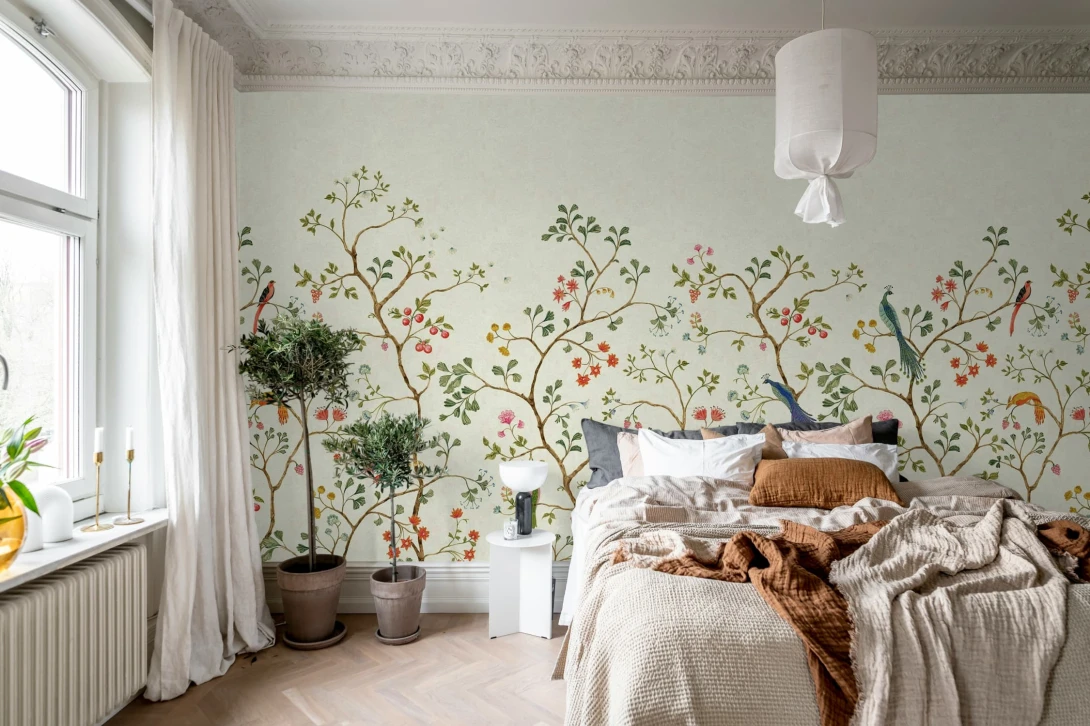 Rebel Walls R21197 Pops Songbird Mural Beige - mural w krzewy i egzotyczne ptaki