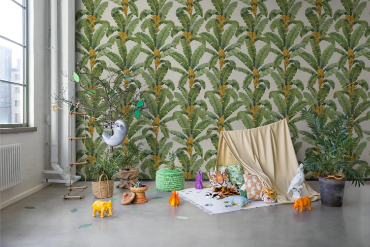 Rebel Walls R21524 Pops Banana Leaf White - mural w bananowce