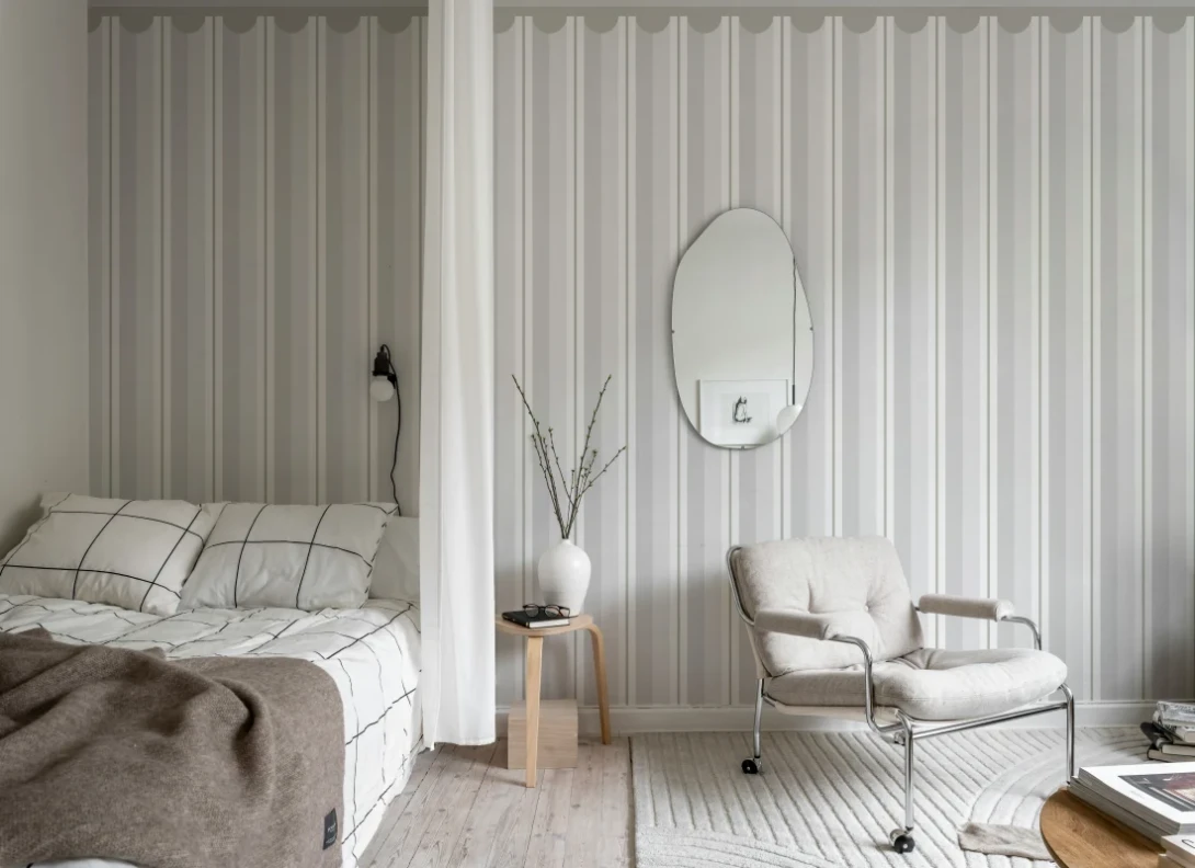 Rebel Walls R21630 Pops Border Stripe Gray - mural w pasy z geometrycznym fryzem