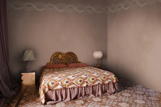 Rebel Walls R22148 Pops Ivory Braid Pink - mural z plecionym ornamentem