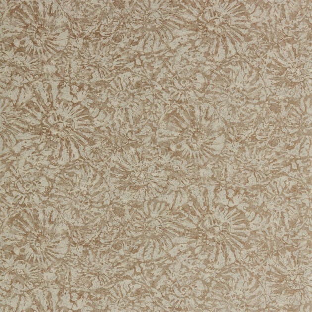 Anthology 112561 07 Ammonite - tapeta z motywem kwiatów na postarzanej ścianie