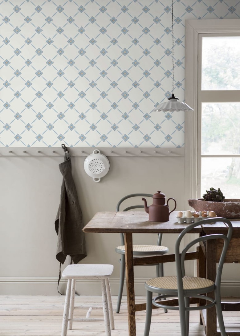 Boras Tapeter 4506 Anno Linne White - tapeta geometryczna w kwiatki