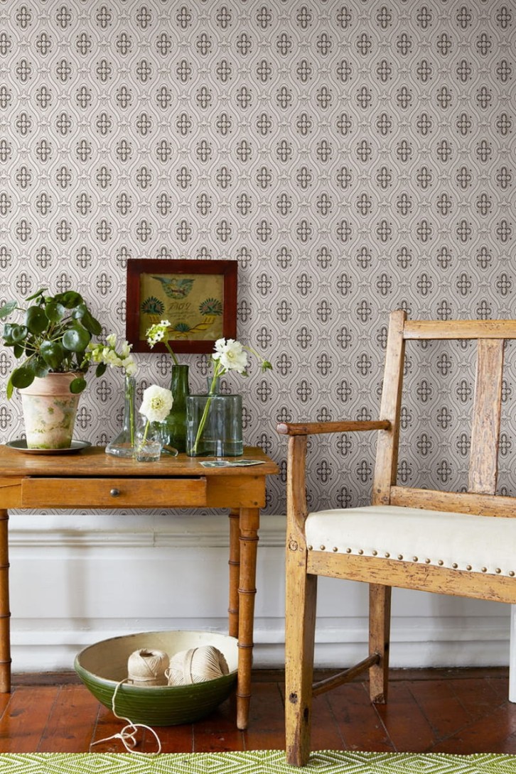 Boras Tapeter 4525 Anno Pigkammaren White - tapeta w ornamenty