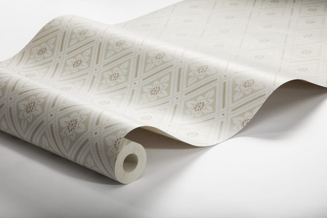 Boras Tapeter 7660 Falsterbo III Ester Beige - tapeta geometryczna w roślinne medaliony