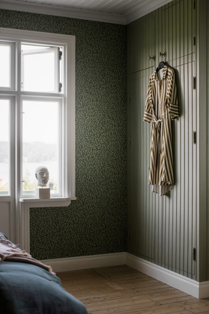 Boras Tapeter 7663 Falsterbo III Hazel Green - tapeta w liście leszczyny