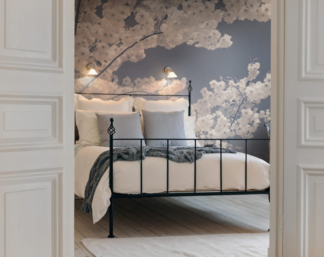 Fototapeta Rebel Walls Blossom For The Bees R13001-8