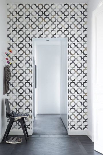 Rebel Walls R14042 Passion Patchwork Play Grey - mural w geometryczny wzór