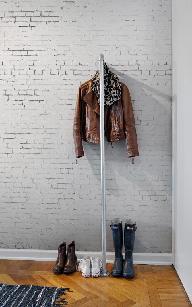 Fototapeta Rebel Walls Crumbling Bricks R12691