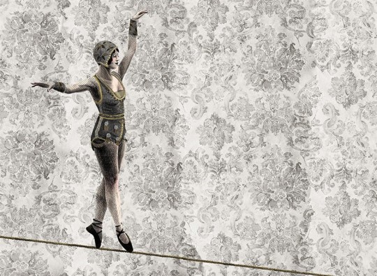 London Art 14059-03 Exclusive 15/14 The circus leaves town - mural z tancerką