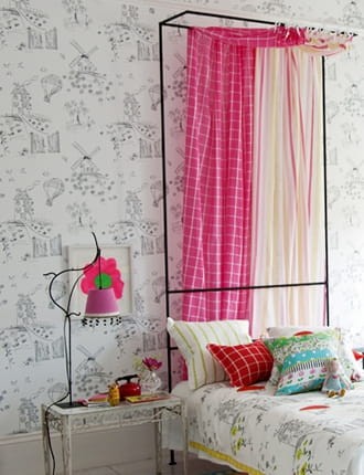 Tapeta Desginers Guild Around The World P566/01 MEADOWSWEET - ECRU