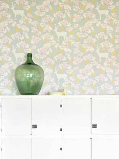 Tapeta Majvillan Apple Garden 107-03 Grey
